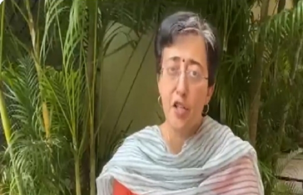 গোয়ায় অগ্নিকাণ্ডে শোকাহত অতিশী, দুষলেন বিজেপিকে গোয়ায় অগ্নিকাণ্ডে শোকাহত অতিশী, দুষলেন বিজেপিকে