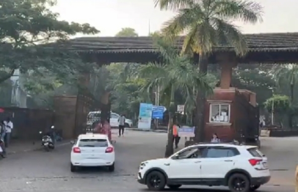 গোয়ার নৈশক্লাবে পার্টির মাঝেই ফাটল সিলিন্ডার, আগুনে পুড়ে মৃত অন্তত ২৫ গোয়ার নৈশক্লাবে পার্টির মাঝেই ফাটল সিলিন্ডার, আগুনে পুড়ে মৃত অন্তত ২৫