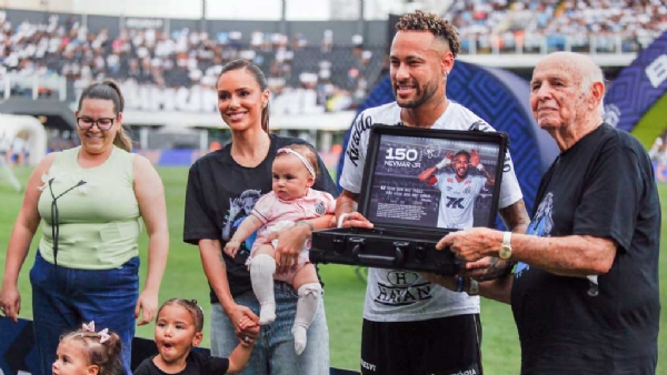 টানা তিন ম্যাচে চোট নিয়ে খেলে দলকে টিকিয়ে নেইমার নিশ্চিত করলেন, অস্ত্রোপচনা হবে তার হাঁটুতে টানা তিন ম্যাচে চোট নিয়ে খেলে দলকে টিকিয়ে নেইমার নিশ্চিত করলেন, অস্ত্রোপচনা হবে তার হাঁটুতে