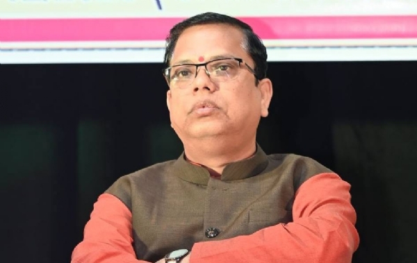 মন্ত্রী টিংকু রায় মন্ত্রী টিংকু রায়