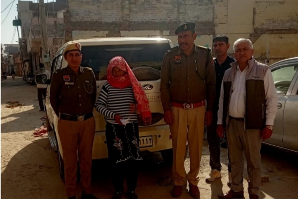 সিরসায় পুলিশের তৎপরতায় গ্রেফতার তিন মাদক পাচারকারী সিরসায় পুলিশের তৎপরতায় গ্রেফতার তিন মাদক পাচারকারী