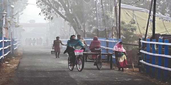 উত্তুরে হাওয়ায় বাড়ছে ঠান্ডা, শীতের পরশ সমগ্র পশ্চিমবঙ্গে