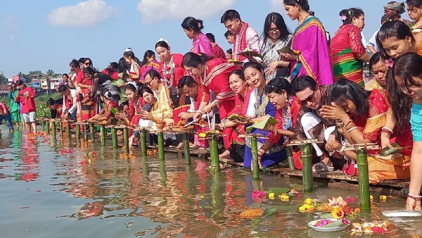 বাংলাদেশের তিন পার্বত্য জেলার পাহাড়ে শুরু প্রাণের উৎসব বৈসাবী