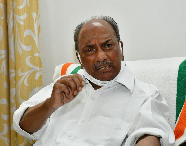 এ কে অ্যান্টনি