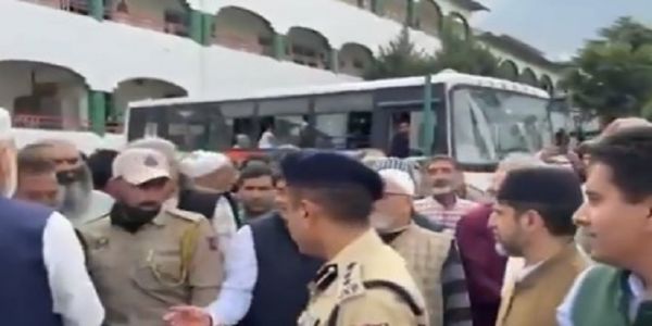 কিশতওয়ারে হজযাত্রার শুভ সূচনা, নিরাপদ যাত্রার কামনা প্রশাসনের