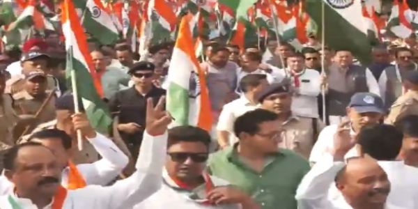 হলদওয়ানিতে তিরঙ্গা যাত্রার আয়োজন, সশস্ত্র বাহিনীকে কুর্নিশ মুখ্যমন্ত্রী ধামির