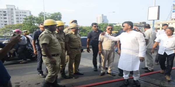 (আপডেট) বেকবাগানের বহুতলে অগ্নিকাণ্ড, ঘটনাস্থলে মেয়র