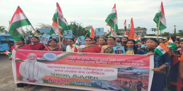 মন্ত্রী সান্তনা চাকমার উপস্থিতিতে পেঁচারথলে তিরঙ্গা যাত্রা