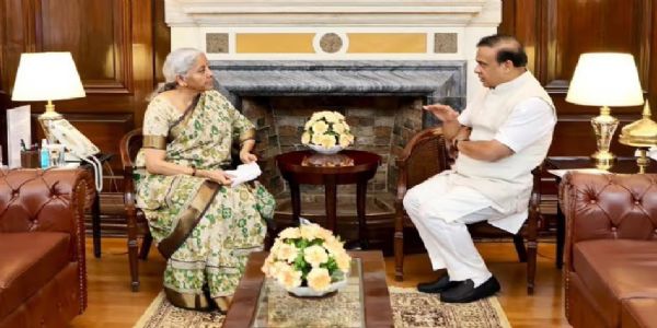 কেন্দ্রীয় অর্থমন্ত্রী নির্মলা সকাশে অসমের মুখ্যমন্ত্রী হিমন্তবিশ্ব, আলোচনা রাজ্যের ১০ লক্ষ কোটি টাকার জিএসডিপি নিয়ে