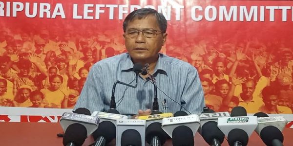 পৃথক স্থানে তিন শিশুর অস্বাভাবিক মৃত্যু, আর্থিক সহায়তার জন্য মুখ্যমন্ত্রীকে চিঠি বিরোধী দলনেতার