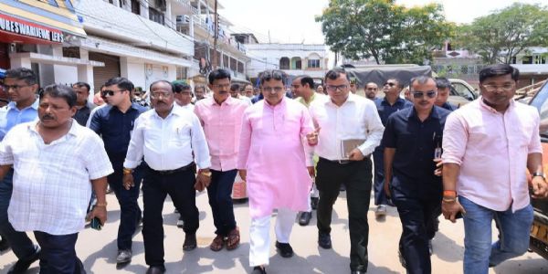 শহর উন্নয়নে বিভিন্ন দপ্তরের মধ্যে বোঝাপড়ার অভাব রয়েছে : মুখ্যমন্ত্রী