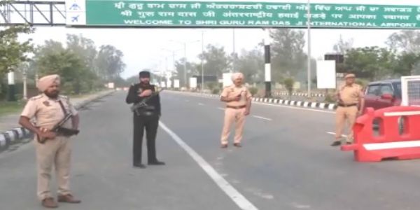 জম্মু ও কাশ্মীরে বন্ধ সমস্ত স্কুল, কড়া নিরাপত্তা পঞ্জাবের অমৃতসরে