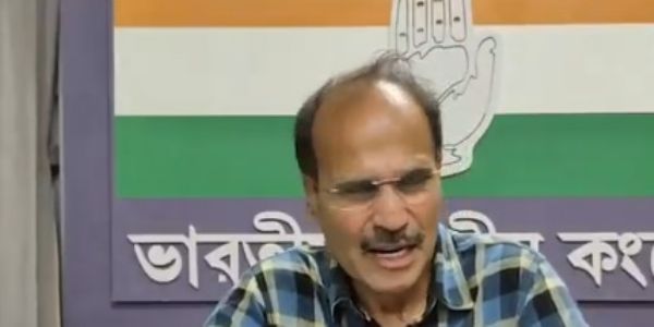 বাংলাদেশি ও পশ্চিমবঙ্গের বাঙালির মধ্যে পার্থক্য করা অত্যন্ত কঠিন : অধীর চৌধুরী