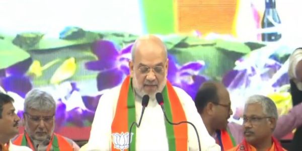 মমতাকে তোপ অমিত শাহের, বললেন গণতন্ত্রের মধ্যে হিংসা শোভা পায় না