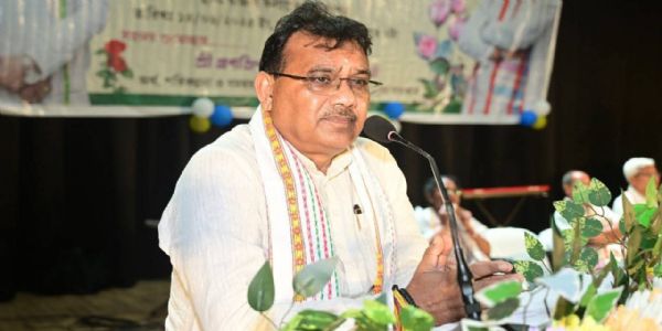 ছাত্রছাত্রীদের দায়িত্ব নিজস্ব সংস্কৃতি ও সমাজেকে সুরক্ষিত করা : অর্থমন্ত্রী প্রনজিৎ