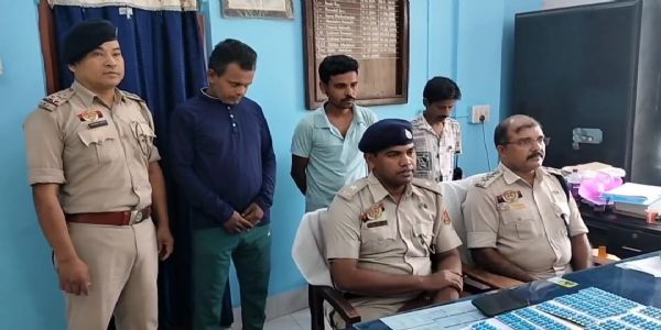 নেশার ট্যাবলেটসহ ৩ যুবক আটক আগরতলায়