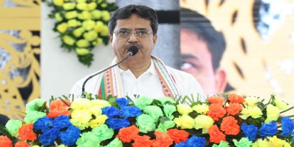 যোগাকে মাধ্যম করে এইচআইভি এর বিরুদ্ধে গণআন্দোলন প্রয়োজন : মুখ্যমন্ত্রী