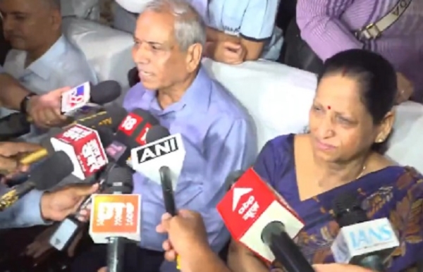 ভাষা হারিয়ে ফেলেছি, জানালেন শুভাংশু শুক্লার মা