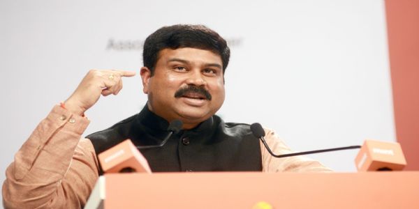 ইন্দিরা গান্ধী গণতন্ত্র এবং সংবিধানকে হত্যা করেছিলেন : ধর্মেন্দ্র প্রধান