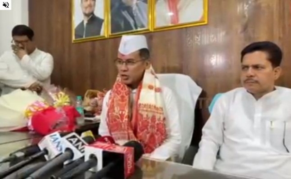 অসম প্ৰদেশ কংগ্ৰেস কমিটির সভাপতি পদে দায়িত্ব নিয়ে সাংবাদিক সম্মেলন গৌরব গগৈয়ের