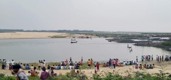 রনডিহায় দামোদরে স্নান করতে নেমে তলিয়ে গেল ৩ কিশোর