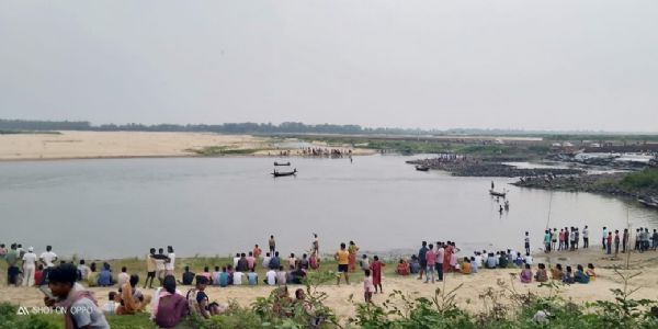 রনডিহায় তিন কিশোর তলিয়ে নিখোঁজ