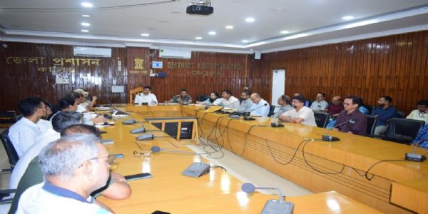 অসংবেদনশীলভাবে গরু জবাইয়ে সতর্ক থাকার আহ্বান কাছাড় প্রশাসনের