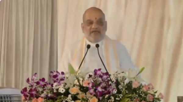 মুম্বইয়ে শ্রী লক্ষ্মী নারায়ণ মন্দিরের বার্ষিকী উদযাপন অনুষ্ঠানে অমিত শাহ
