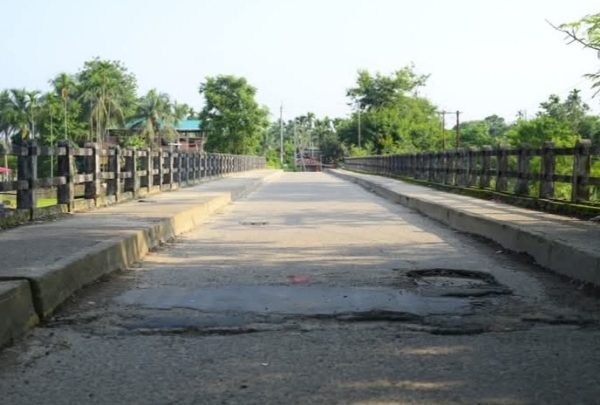 লোয়াইরপোয়ার পাকা সেতু
