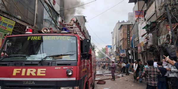 সদর বাজার মার্কেটে অগ্নিকাণ্ড