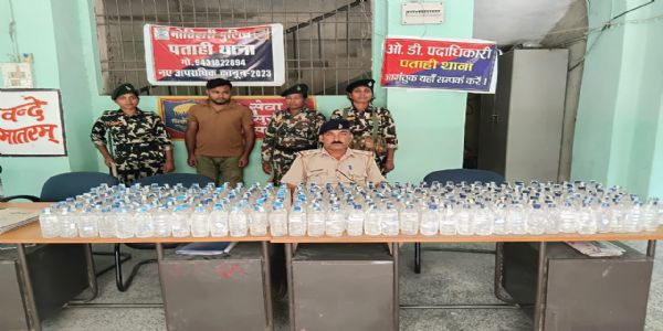 বিহারে ৩ মদ ব্যবসায়ী গ্রেফতার, উদ্ধার বিপুল পরিমাণ চোলাই ও বিদেশি মদ