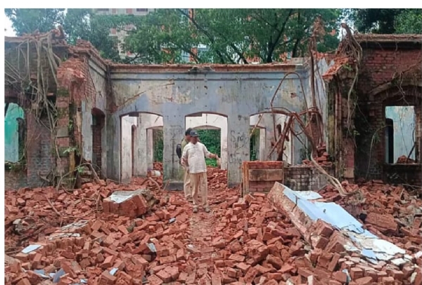 উপেন্দ্রকিশোরের বাড়ি বাঁচাতে বাংলাদেশকে আবেদন মমতা