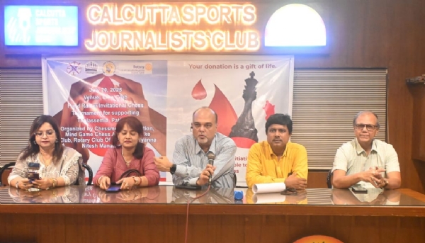 কলকাতা ক্রীড়া সাংবাদিক ক্লাব তাঁবুতে সাংবাদিক সম্মেলন