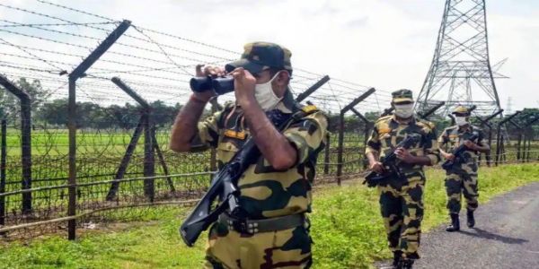 মেঘালয়ের ভারত-বাংলা সীমান্তে গরু পাচারকারীদের হামলায় জখম দুই বিএসএফ জওয়ান