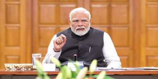 বাংলাদেশে বিমান ভেঙে পড়ে ১৯ জনের মৃত্যুতে শোক প্রকাশ মোদীর