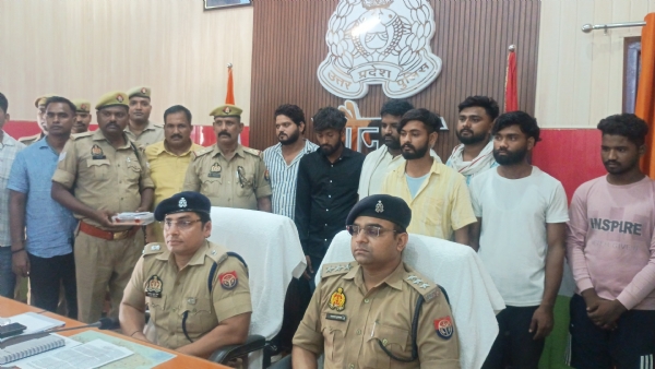ঋণগ্রস্ত ইঞ্জিনারিং ছাত্রের সাইবার অপরাধ, সাতজন গ্রেফতার