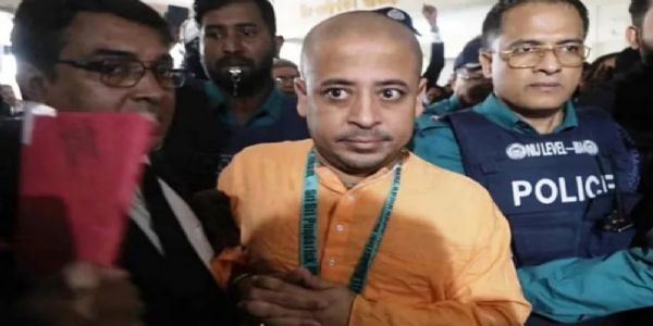 বাংলাদেশের আদালতে ফের জামিন নামঞ্জুর চিন্ময় ব্রহ্মচারীর
