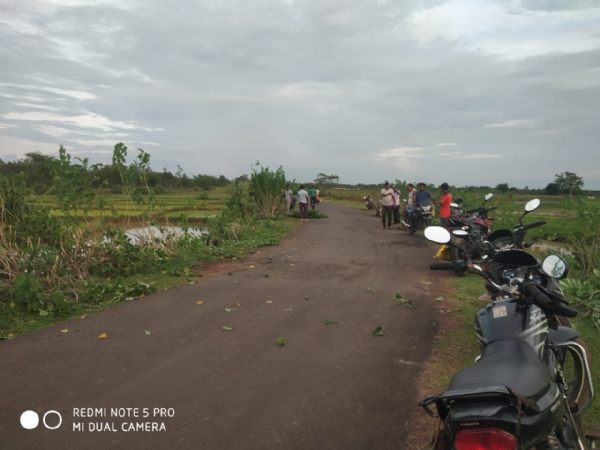 ঝাড়গ্রামের সাঁকরাইলে সাফাই অভিযান পুলিশের
