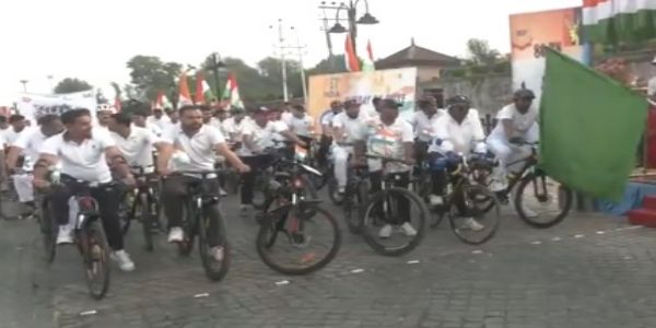 শ্রীনগরে সাইকেল র‍্যালির আয়োজন, উৎসাহের সঙ্গে শামিল বহু মানুষ