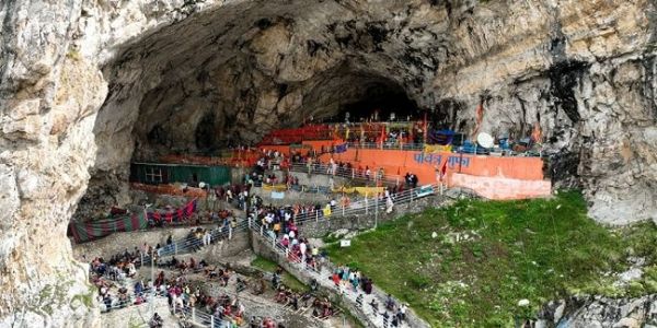 অতি বৃষ্টির কারণে স্থগিত হওয়া অমরনাথ যাত্রা বালতাল পথ দিয়ে ফের শুরু