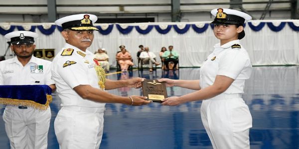 ‘উইংস অব গোল্ড’ সম্মান আস্থা পুনিয়ার