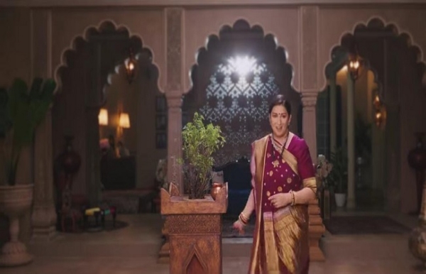 ফিরছে কিঁউকি সাস ভি কভি বহু থি , তুলসীর চরিত্রে ফিরছেন স্মৃতি ইরানি