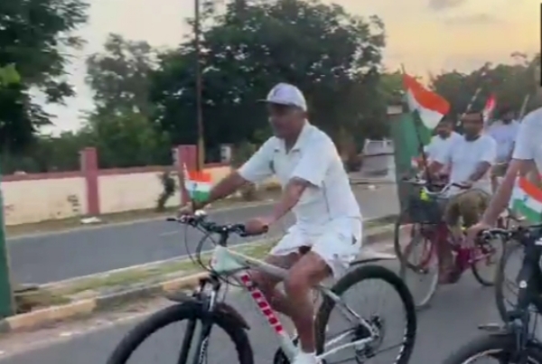 গুজরাটের ভূজে তিরঙ্গা যাত্রার আয়োজন বিএসএফ-এর