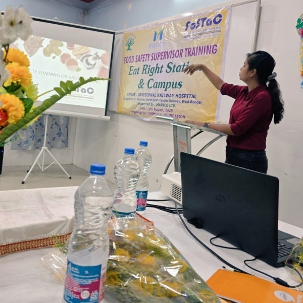 ফোসট্যাক প্রোগ্রামের এক মুহূর্ত