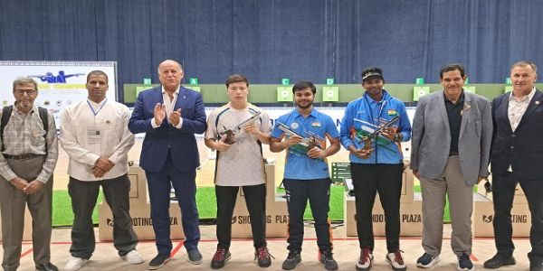এশিয়ান শুটিং চ্যাম্পিয়নশিপ : ১০ মিটার এয়ার পিস্তল পুরুষদের জুনিয়রে সোনা জিতেছেন কপিল, দলগত ইভেন্টে রুপো জিতেছে ভারত