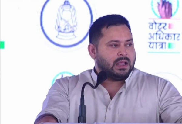 তেজস্বী যাদব