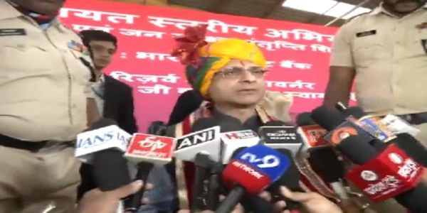 এখন প্রত্যন্ত গ্রামে পৌঁছে যাচ্ছে ব্যাঙ্ক, মন্তব্য সঞ্জয় মালহোত্রার