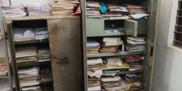 তুইসিন্দ্রাইবাড়ি স্কুলে চুরি, ২৬টি আলমিরা ভাঙচুর