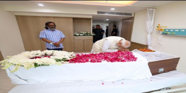 শিবু সোরেনকে শ্রদ্ধার্ঘ্য অর্পণ প্রধানমন্ত্রীর, হেমন্তকে সমবেদনা মোদীর
