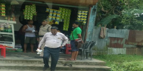 প্লাস্টিক কেরিব্যাগের বিরুদ্ধে বিলোনয়া মহকুমা প্রশাসনের অভিযান